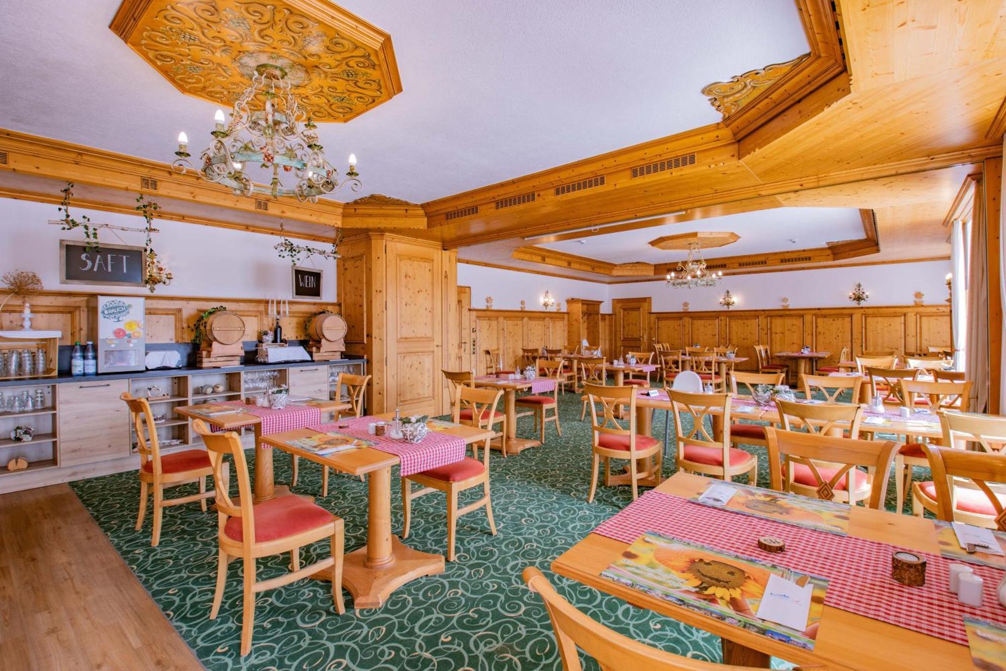 Ferien Hotel Flaeming Niemegk  Bagian luar foto